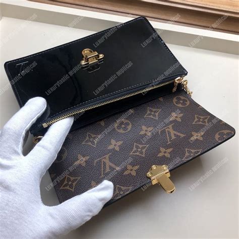 cherrywood chain wallet louis vuitton|louis vuitton handbags.